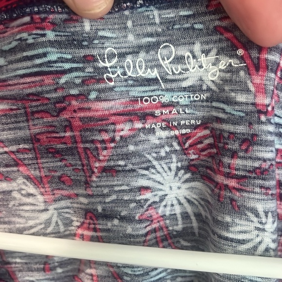 Lilly Pulitzer Sparks Fly Shirt Small - Picture 3 of 4